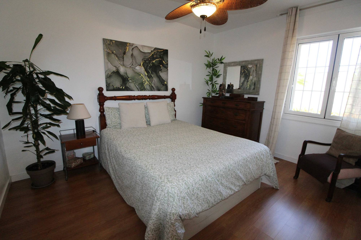 Se vende Villa - Chalet de 2 dormitorios en Costa Blanca, Alicante, España