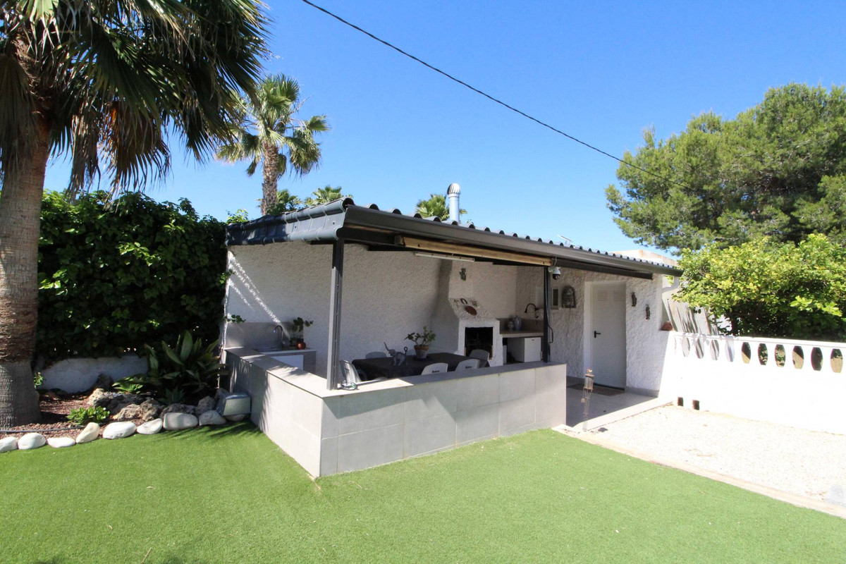 Se vende Villa - Chalet de 2 dormitorios en Costa Blanca, Alicante, España