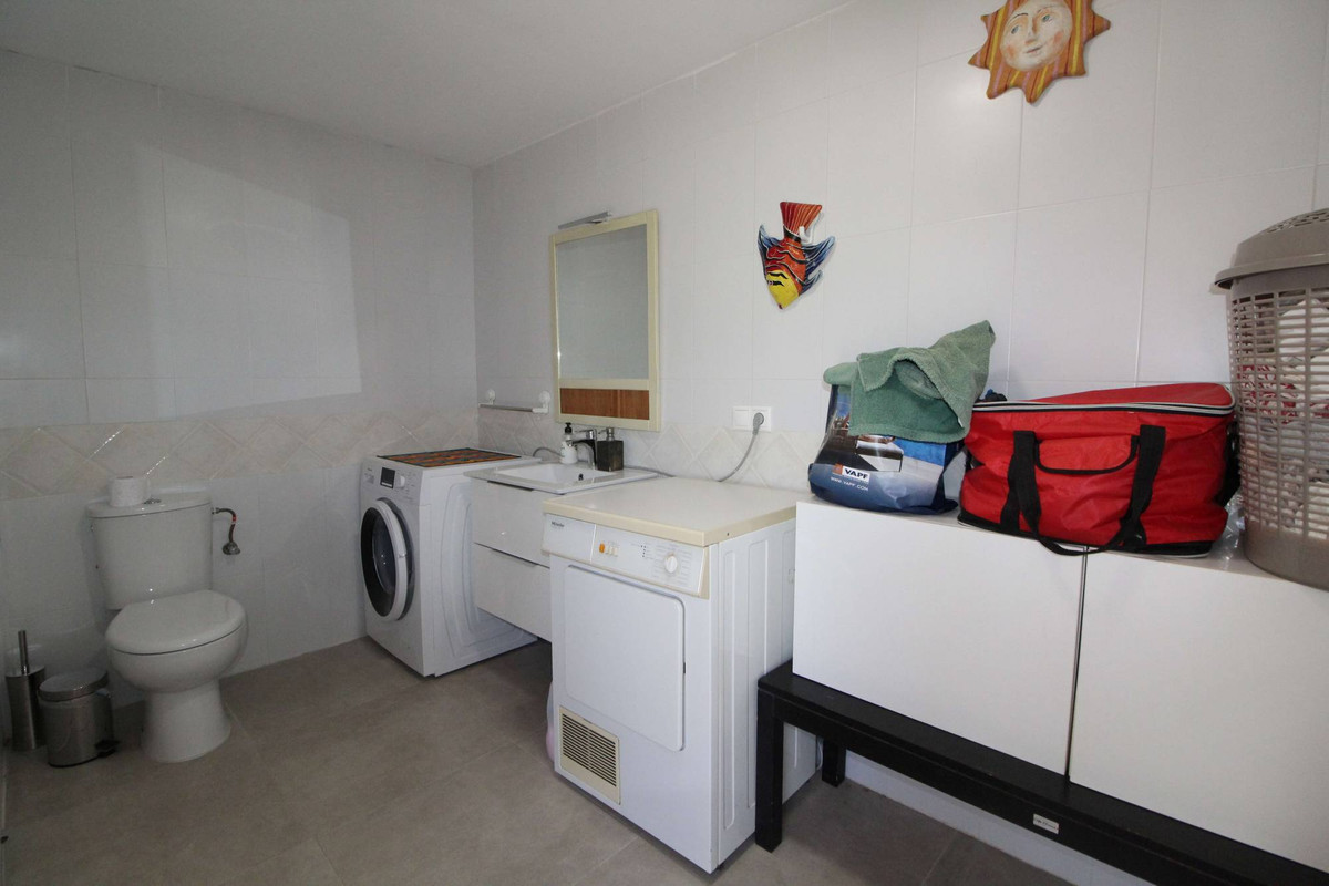 Se vende Villa - Chalet de 2 dormitorios en Costa Blanca, Alicante, España