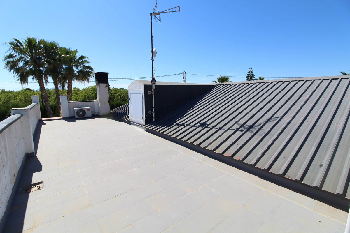 Se vende Villa - Chalet de 2 dormitorios en Costa Blanca, Alicante, España