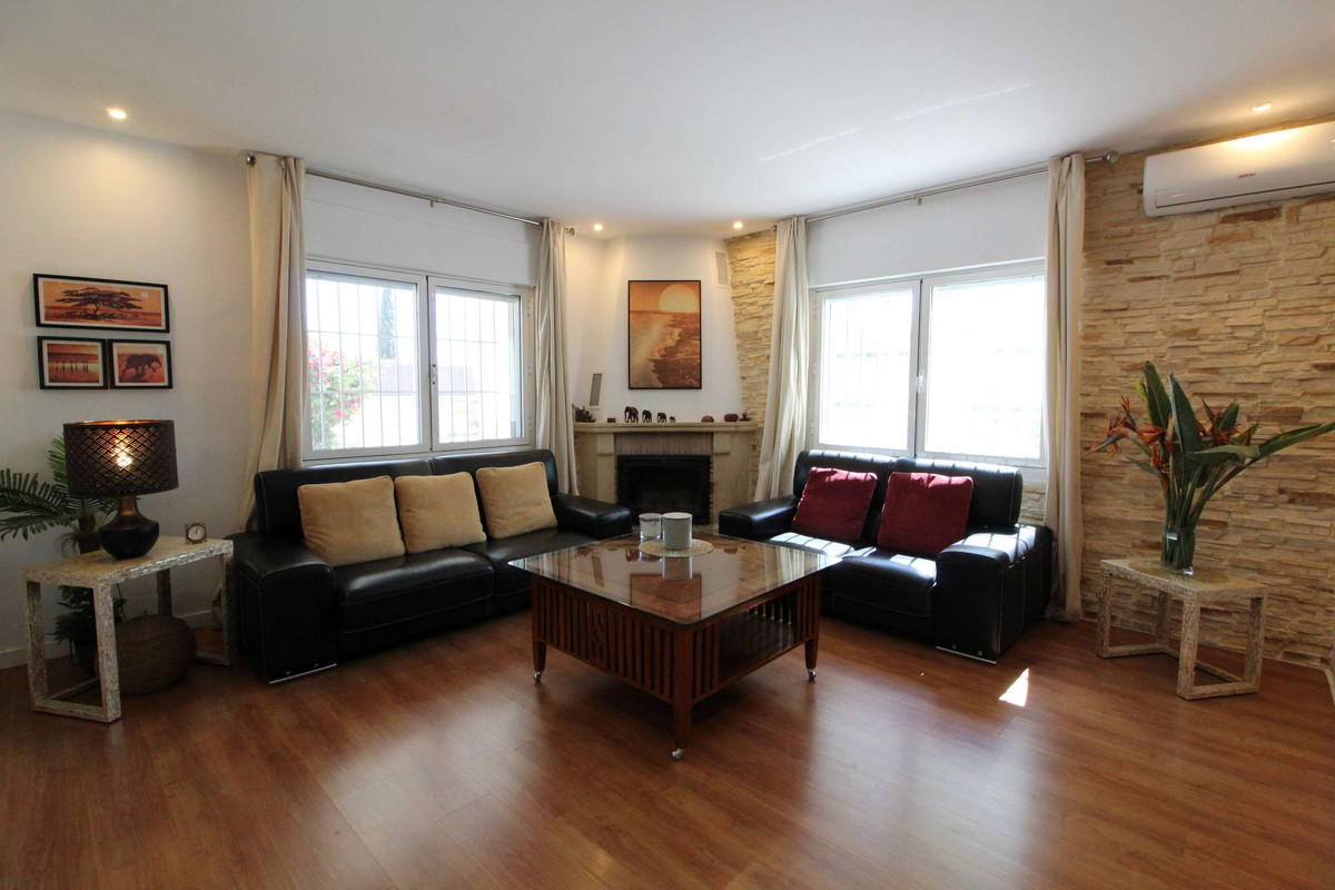 Se vende Villa - Chalet de 2 dormitorios en Costa Blanca, Alicante, España