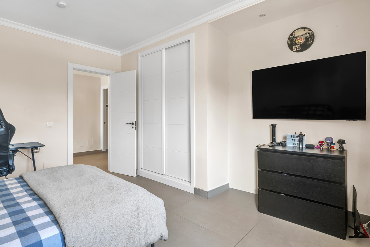 Se vende Villa - Chalet de 4 dormitorios en Costa Del Sol, Málaga, España