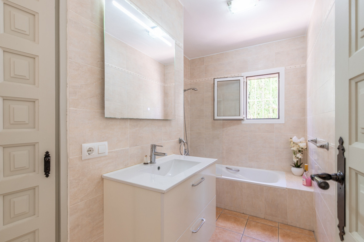 4 Bed Townhouse for sale in Moraira Costa Blanca, Alicante, Spain