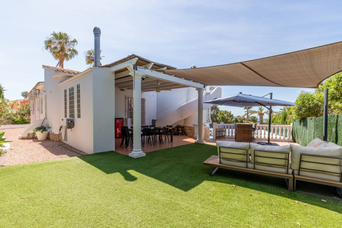 4 Bed Townhouse for sale in Moraira Costa Blanca, Alicante, Spain