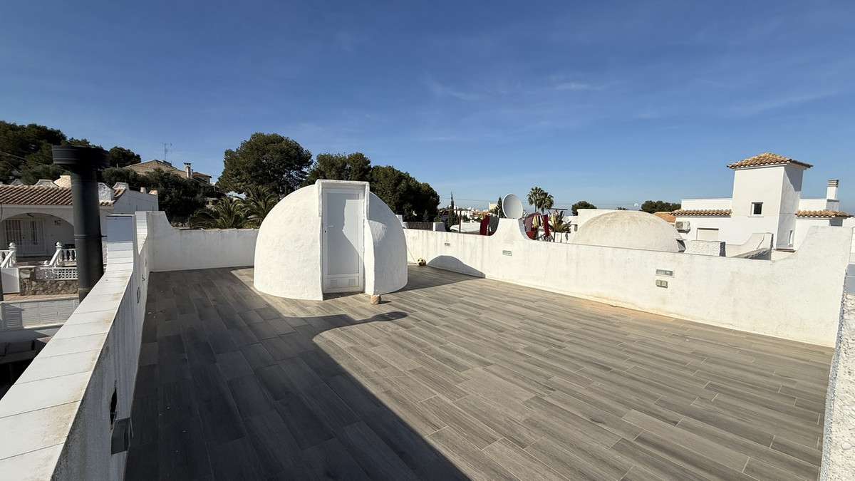 Se vende Villa - Chalet de 2 dormitorios en Costa Blanca, Alicante, España