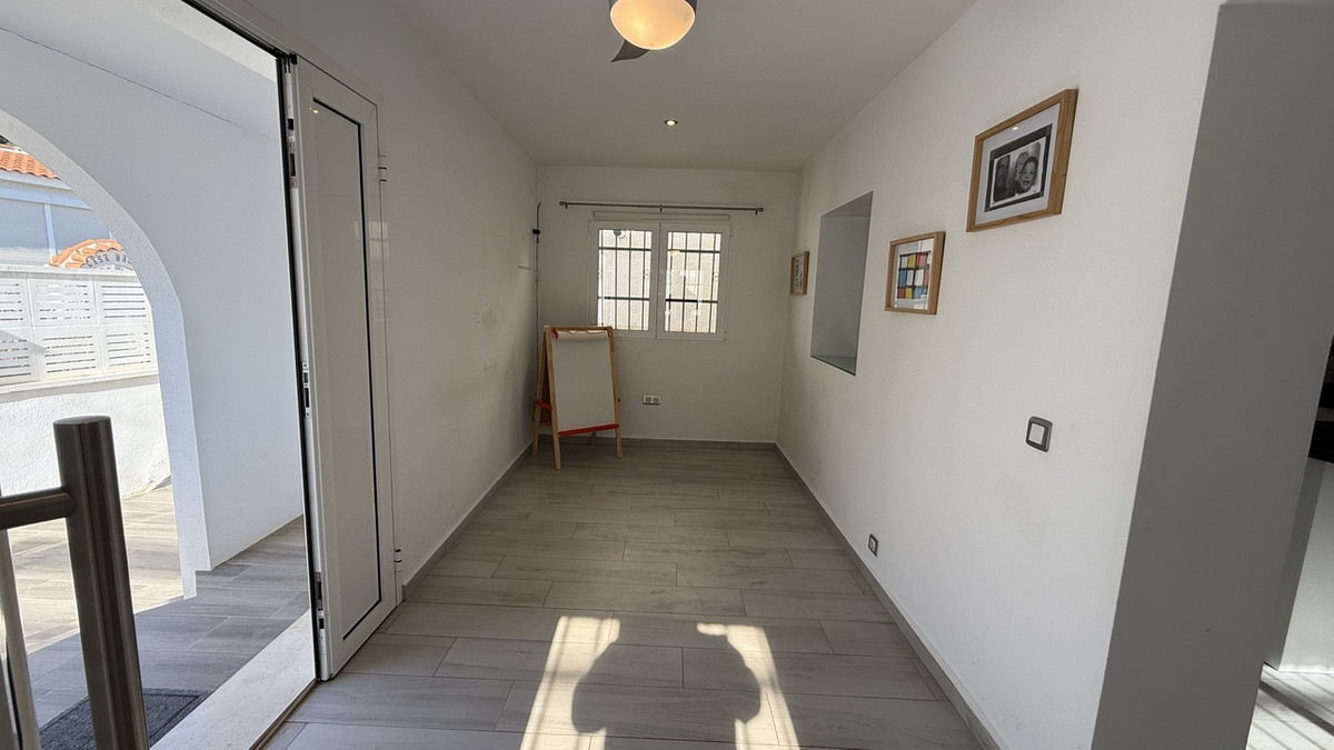 Se vende Villa - Chalet de 2 dormitorios en Costa Blanca, Alicante, España