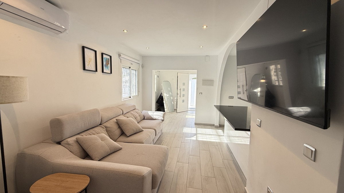 Se vende Villa - Chalet de 2 dormitorios en Costa Blanca, Alicante, España