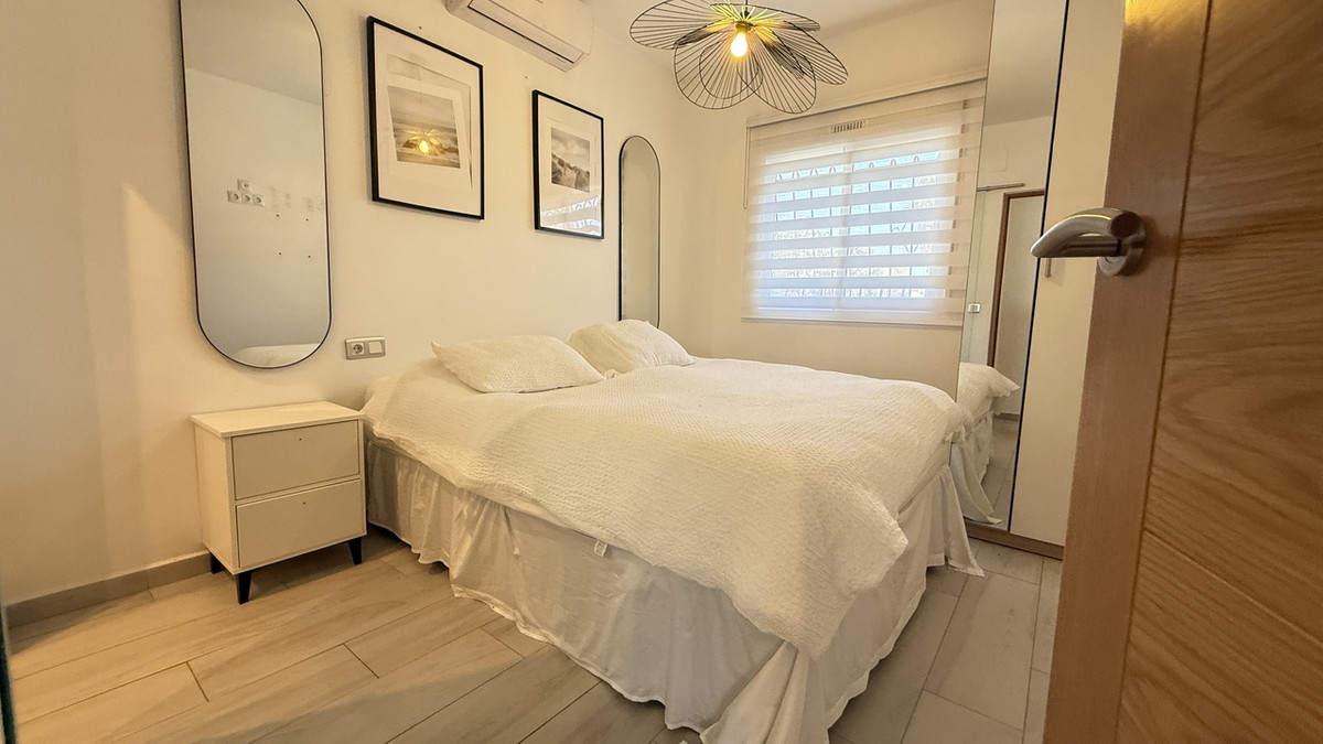Se vende Villa - Chalet de 2 dormitorios en Costa Blanca, Alicante, España