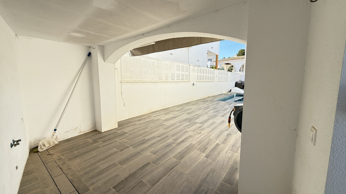 Se vende Villa - Chalet de 2 dormitorios en Costa Blanca, Alicante, España