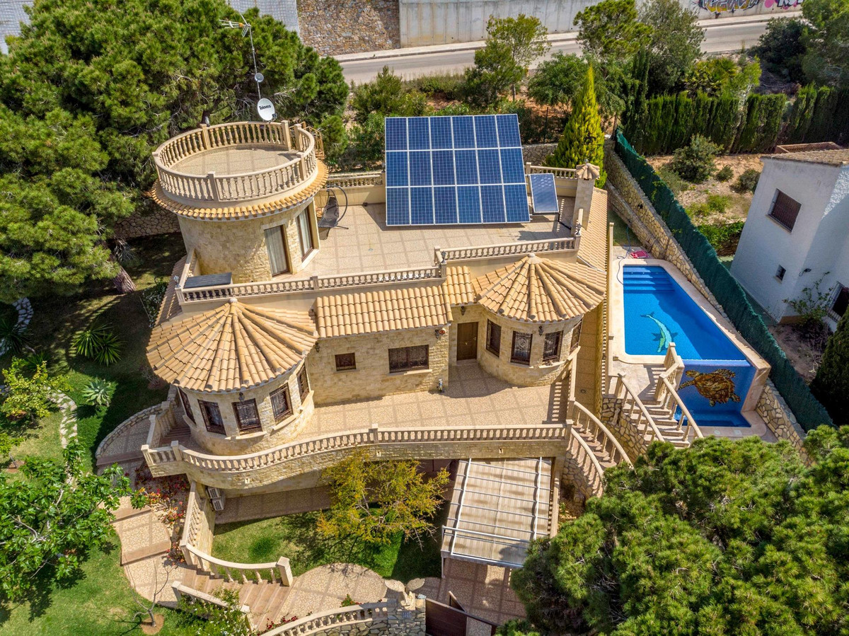 4 Bed Townhouse for sale in Campoamor Costa Blanca, Alicante, Spain