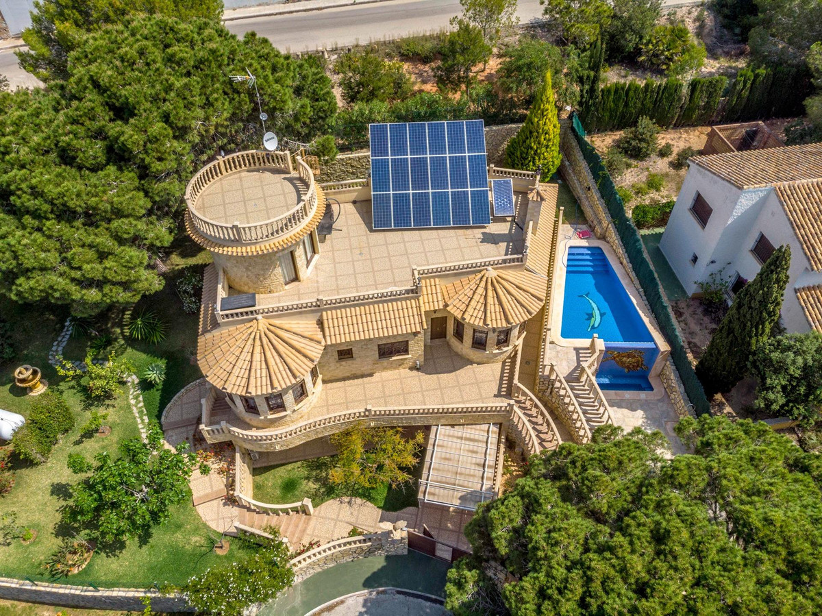 4 Bed Townhouse for sale in Campoamor Costa Blanca, Alicante, Spain