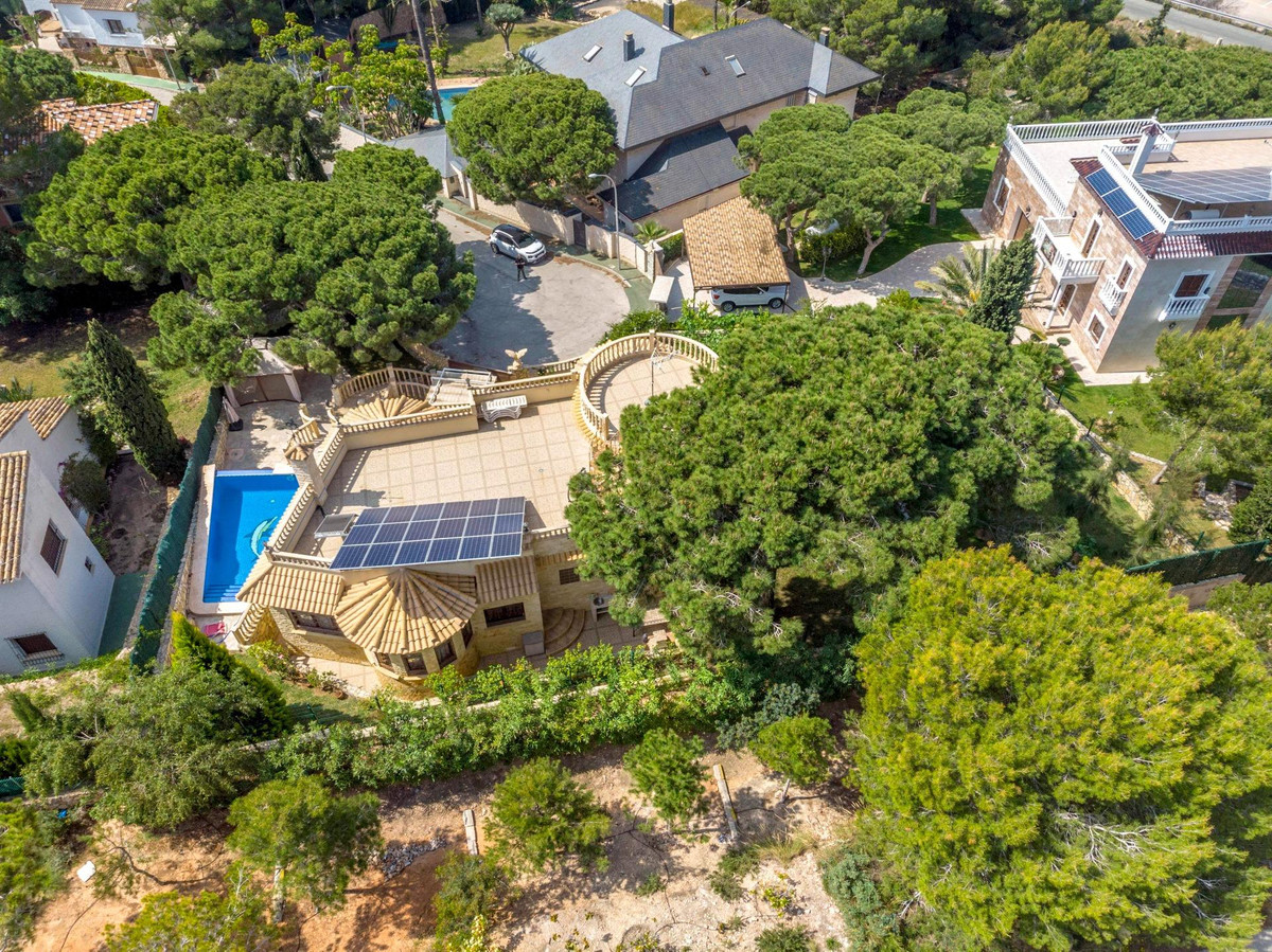 4 Bed Townhouse for sale in Campoamor Costa Blanca, Alicante, Spain