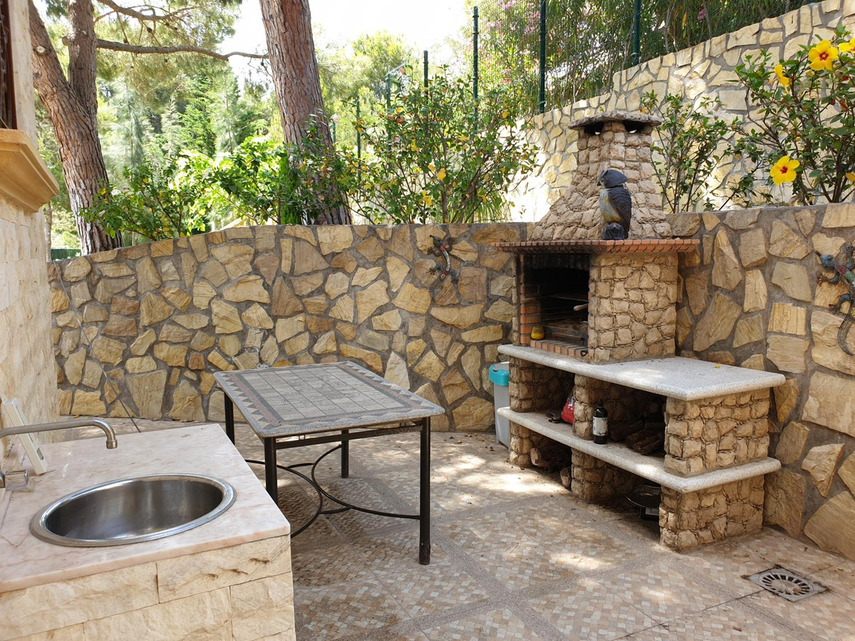 4 Bed Townhouse for sale in Campoamor Costa Blanca, Alicante, Spain