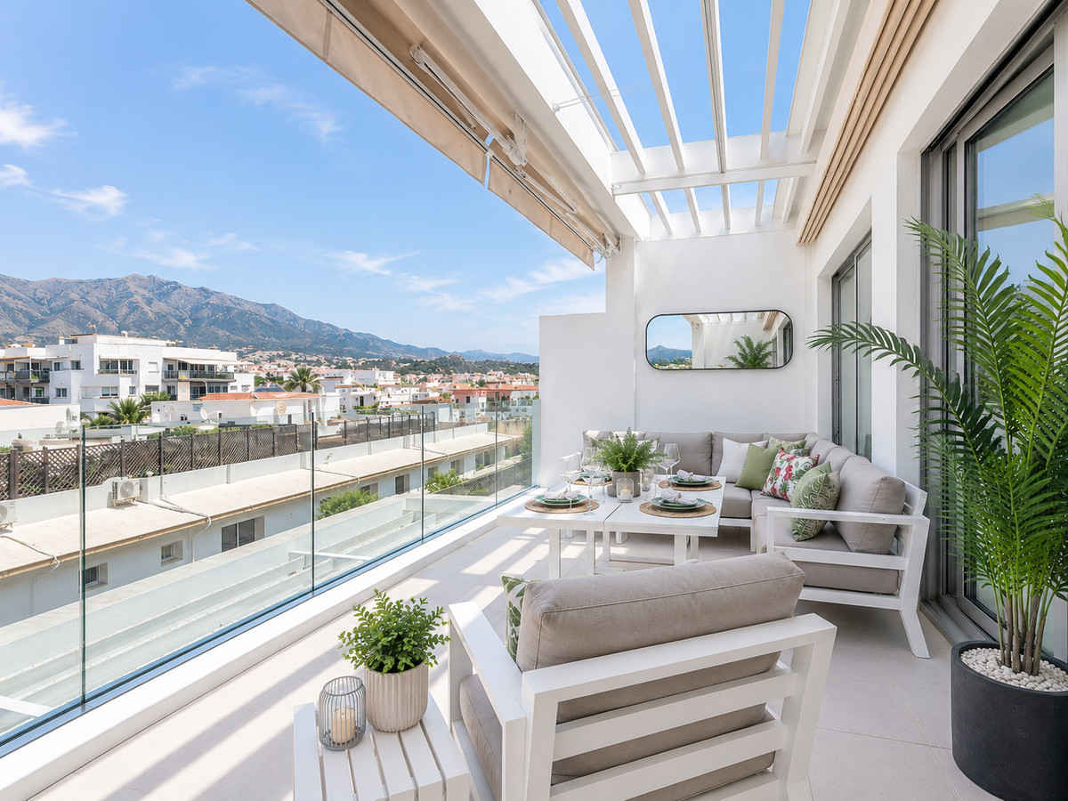 2 Bed Apartment for sale in Estepona Costa Del Sol, Málaga, Spain