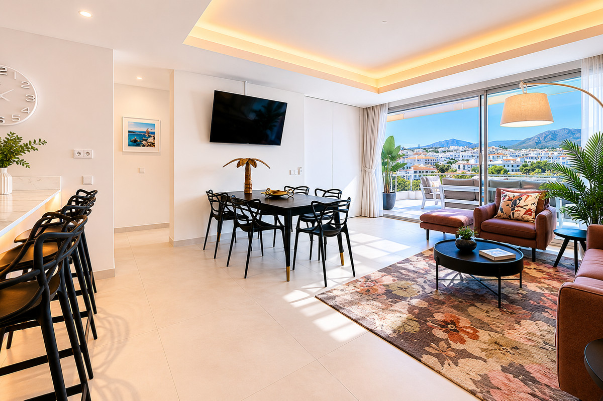 2 Bed Apartment for sale in Estepona Costa Del Sol, Málaga, Spain