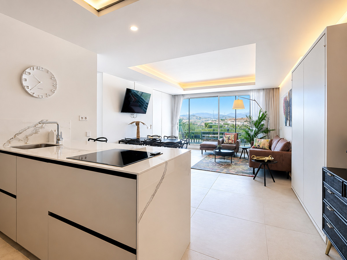 2 Bed Apartment for sale in Estepona Costa Del Sol, Málaga, Spain