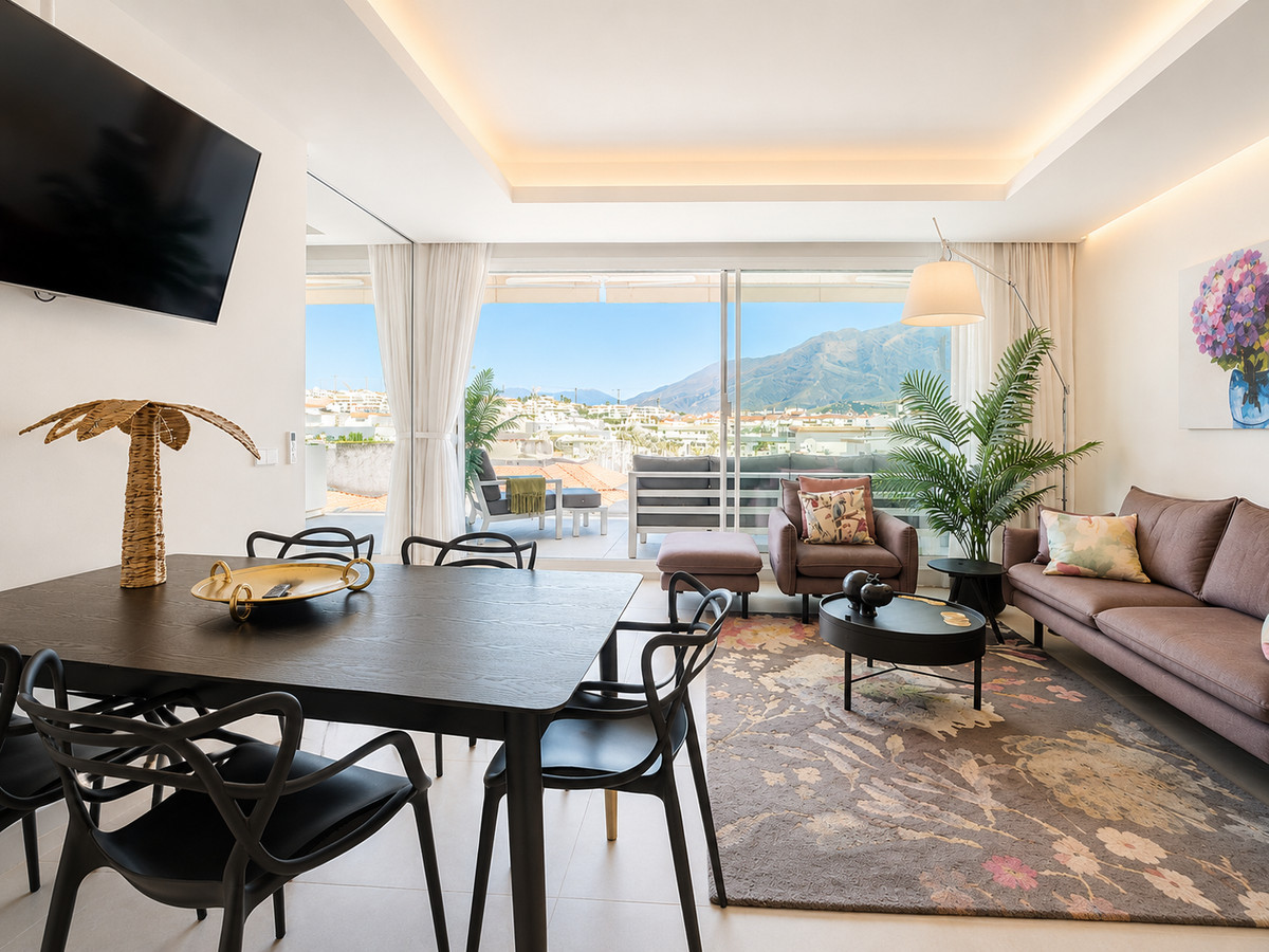 2 Bed Apartment for sale in Estepona Costa Del Sol, Málaga, Spain