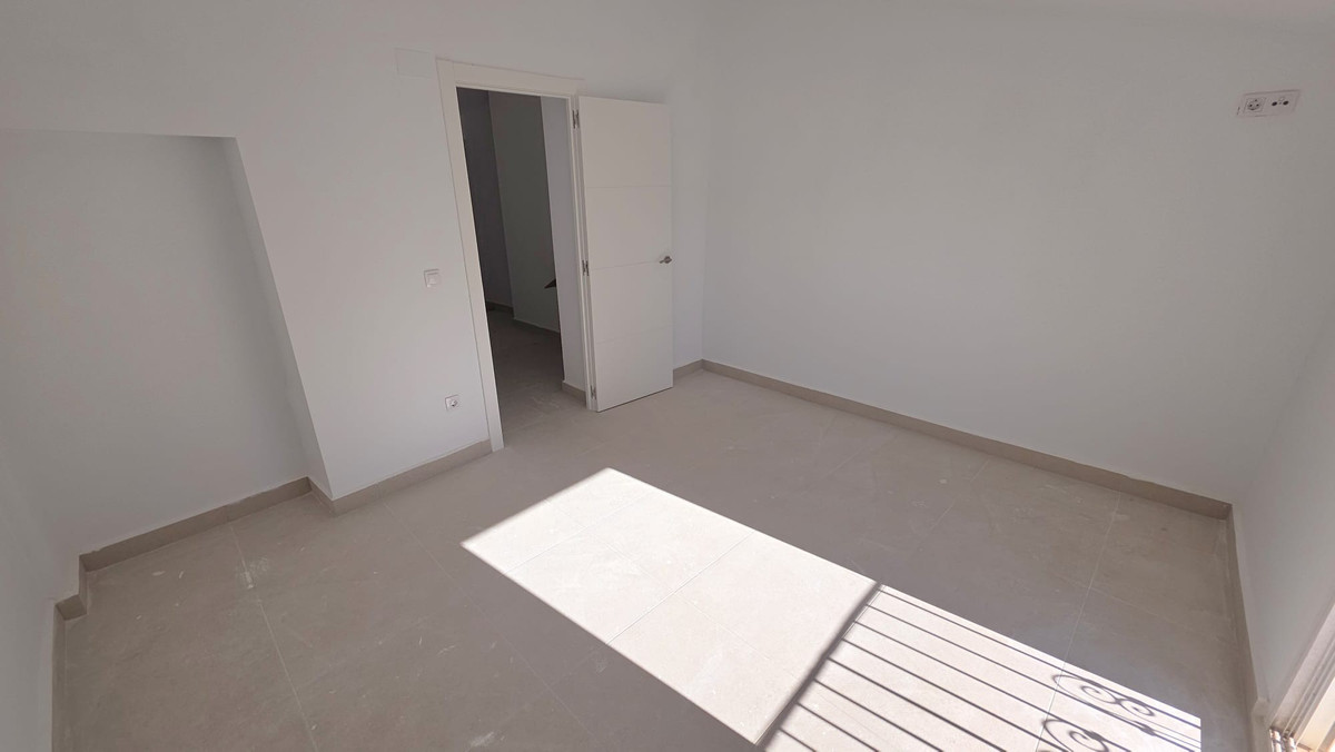 Se vende Adosada de 3 dormitorios en Costa Blanca, Alicante, España