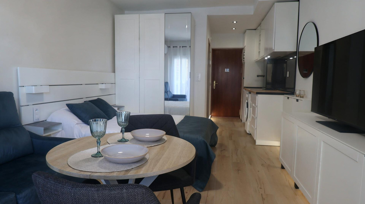 Se vende Estudio Planta Media  en Costa Del Sol, Málaga, España