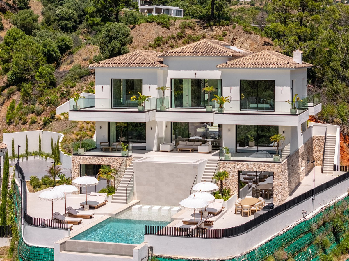 Se vende Villa - Chalet de 8 dormitorios en Costa Del Sol, Málaga, España