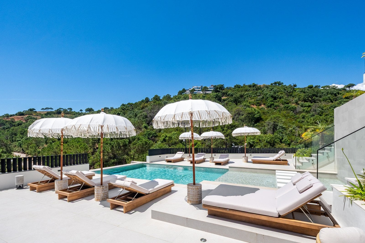 Se vende Villa - Chalet de 8 dormitorios en Costa Del Sol, Málaga, España