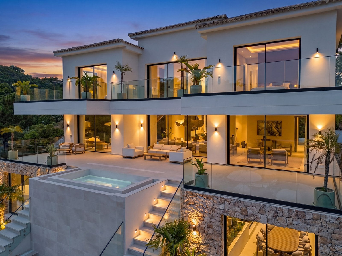 Se vende Villa - Chalet de 8 dormitorios en Costa Del Sol, Málaga, España