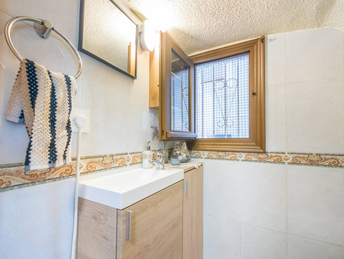 Se vende Adosada de 3 dormitorios en Costa Blanca, Alicante, España