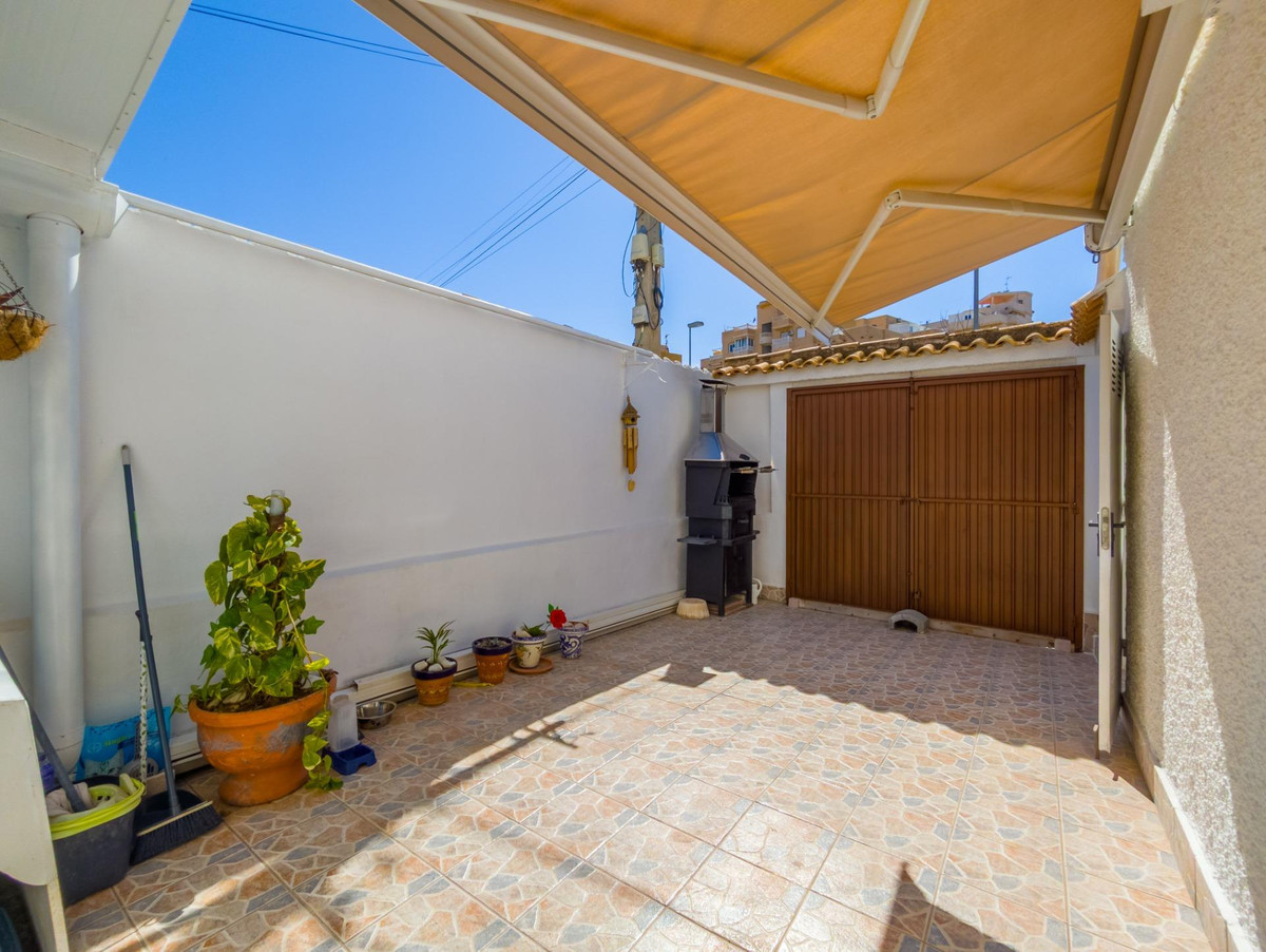 Se vende Adosada de 3 dormitorios en Costa Blanca, Alicante, España