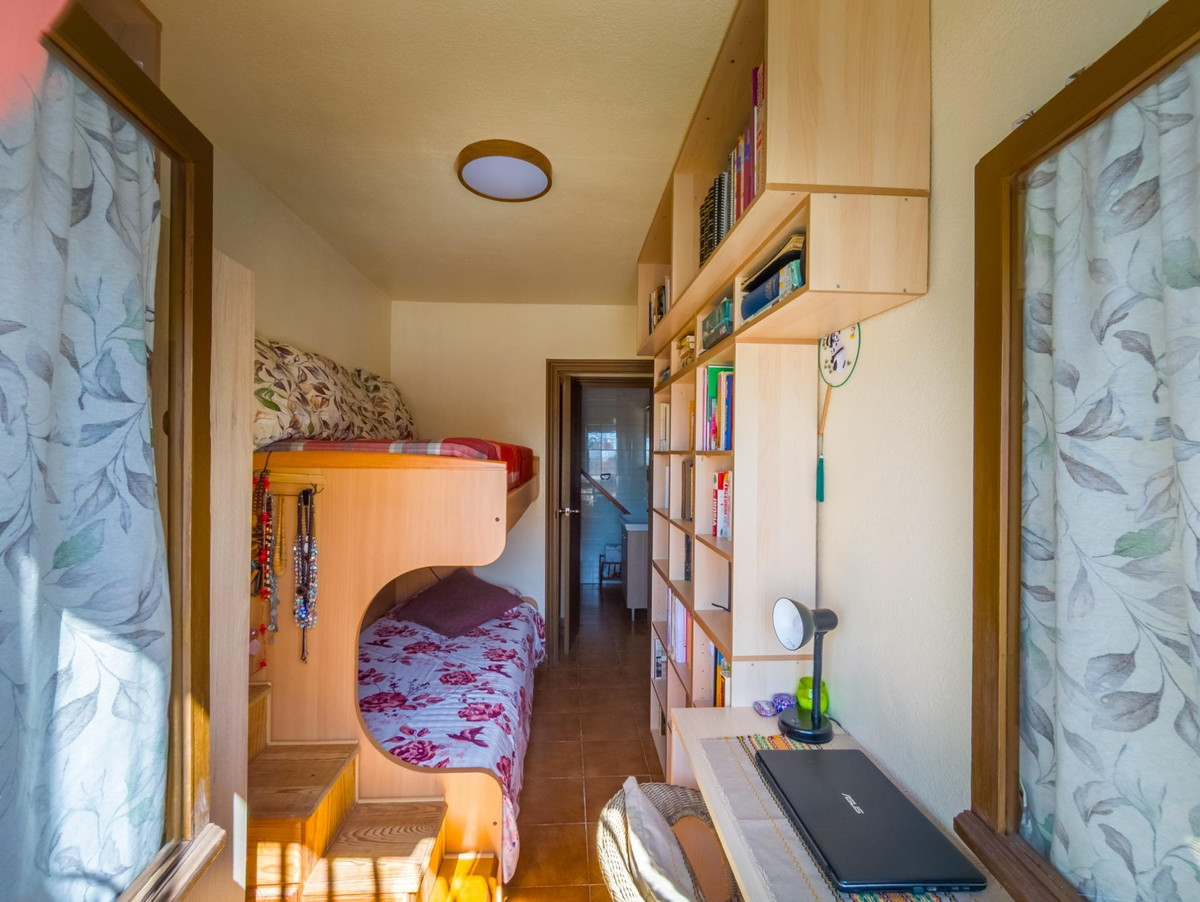 Se vende Adosada de 3 dormitorios en Costa Blanca, Alicante, España