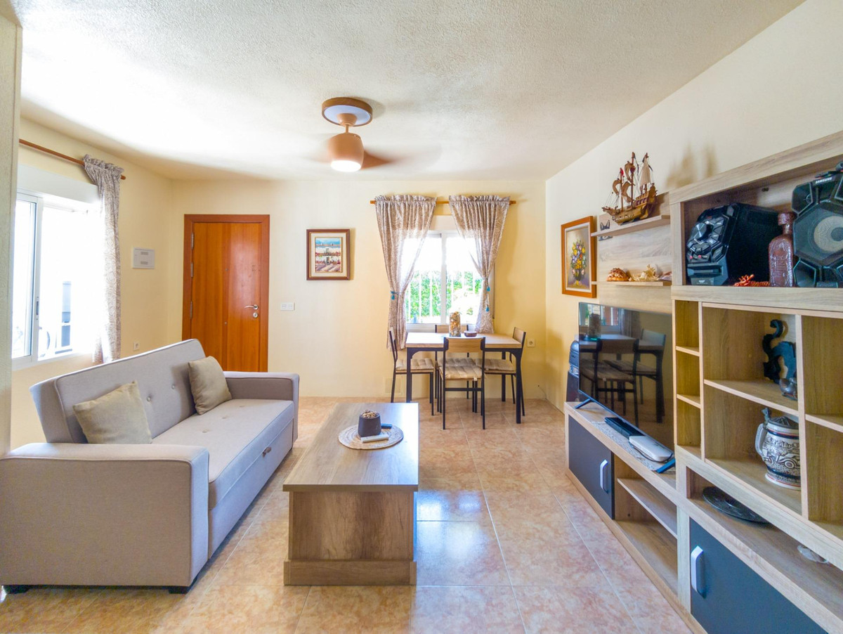 Se vende Adosada de 3 dormitorios en Costa Blanca, Alicante, España