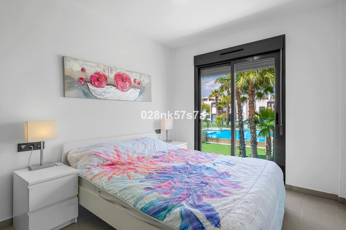 Se vende Apartamento Planta Baja de 2 dormitorios en Costa Blanca, Alicante, España