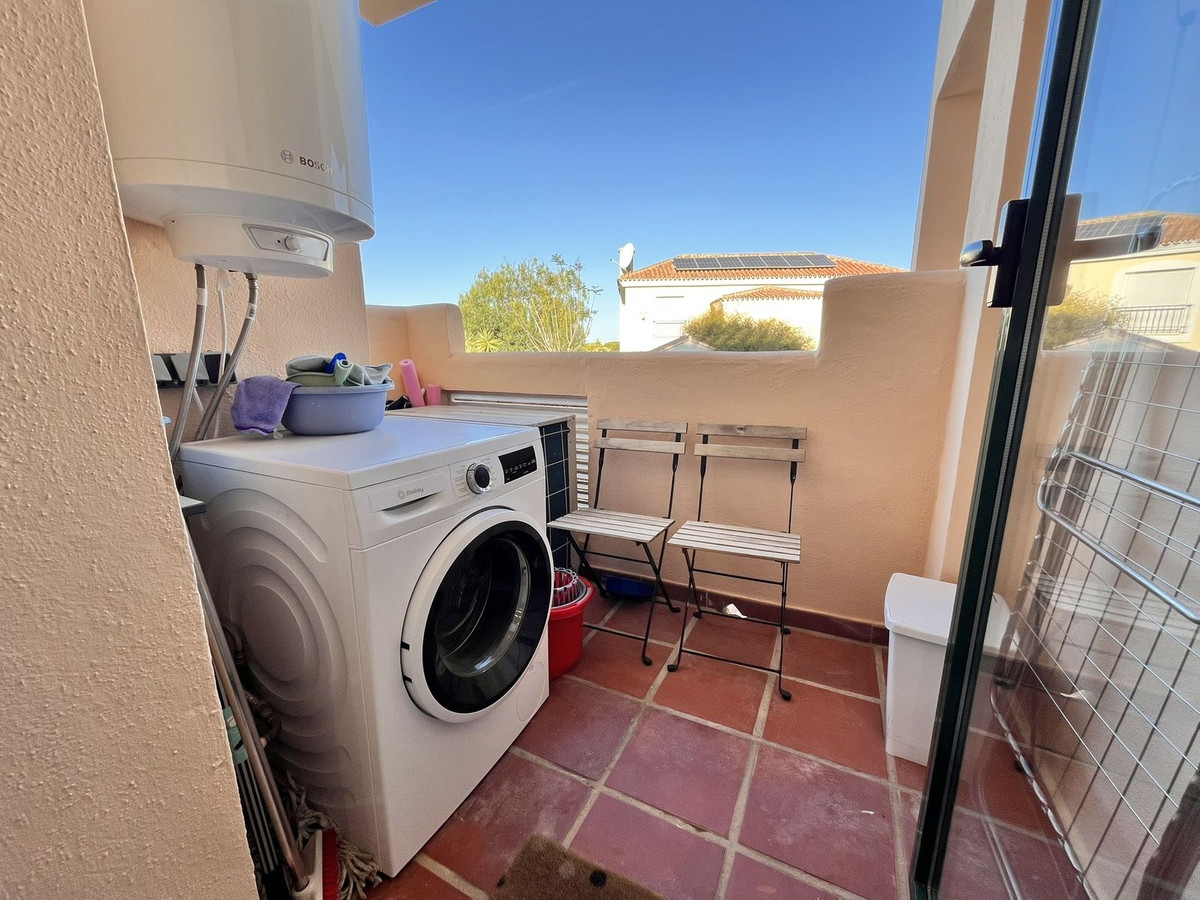 3 Bed Apartment for sale in Marbella Costa Del Sol, Málaga, Spain