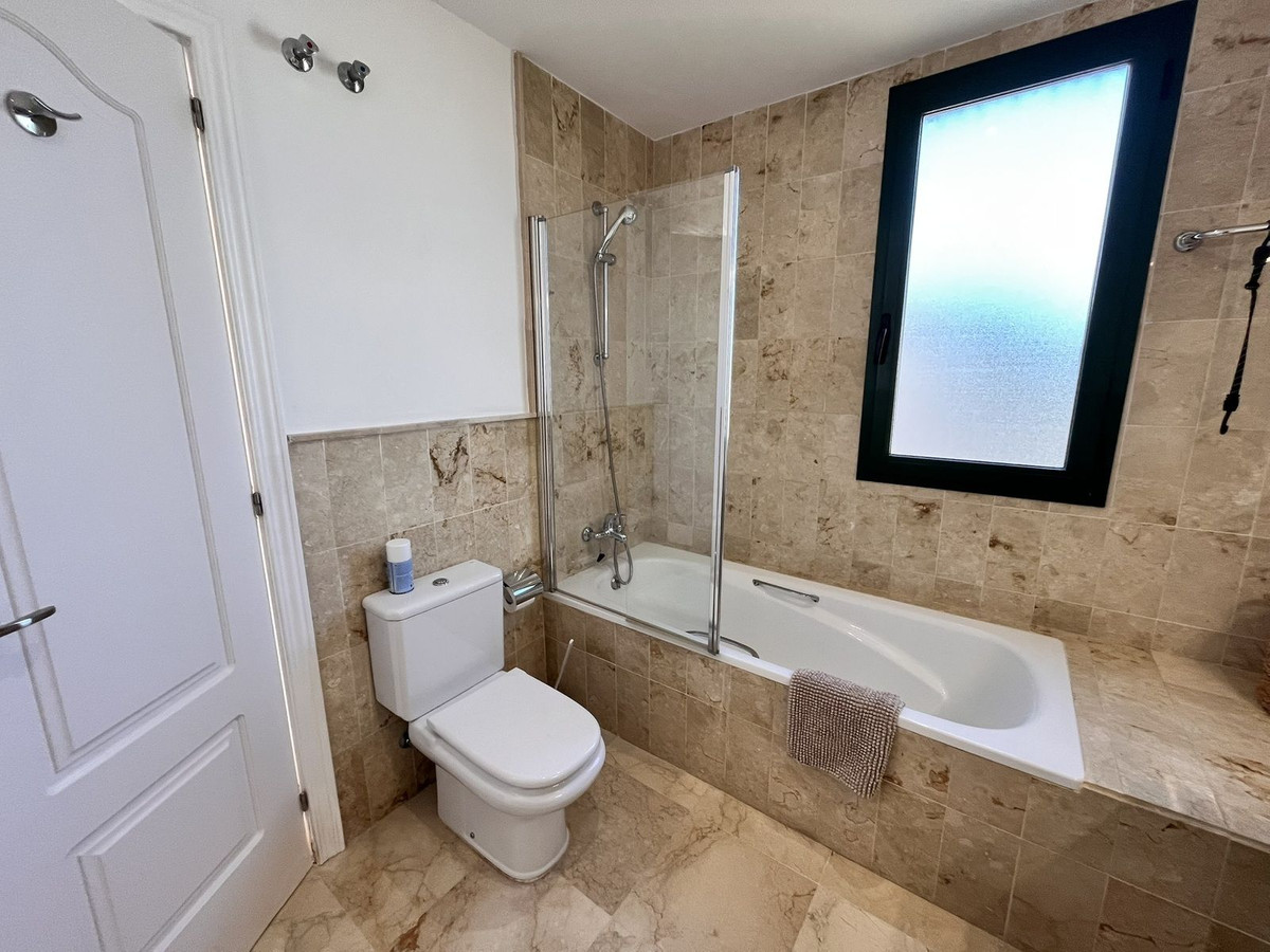 3 Bed Apartment for sale in Marbella Costa Del Sol, Málaga, Spain