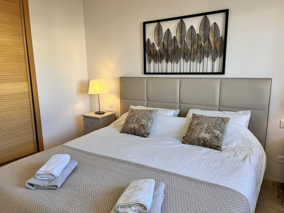 3 Bed Apartment for sale in Marbella Costa Del Sol, Málaga, Spain