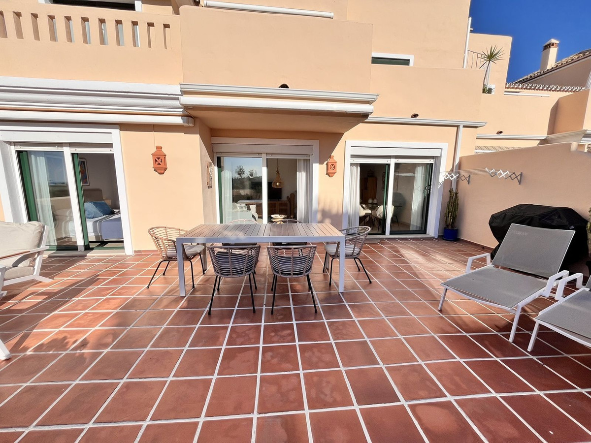 3 Bed Apartment for sale in Marbella Costa Del Sol, Málaga, Spain