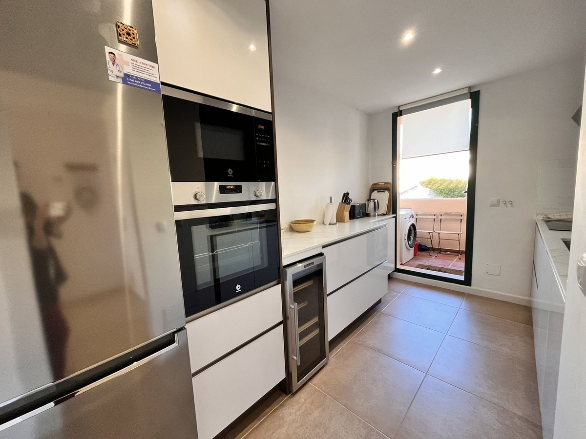 3 Bed Apartment for sale in Marbella Costa Del Sol, Málaga, Spain