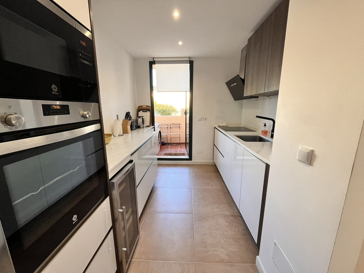 3 Bed Apartment for sale in Marbella Costa Del Sol, Málaga, Spain