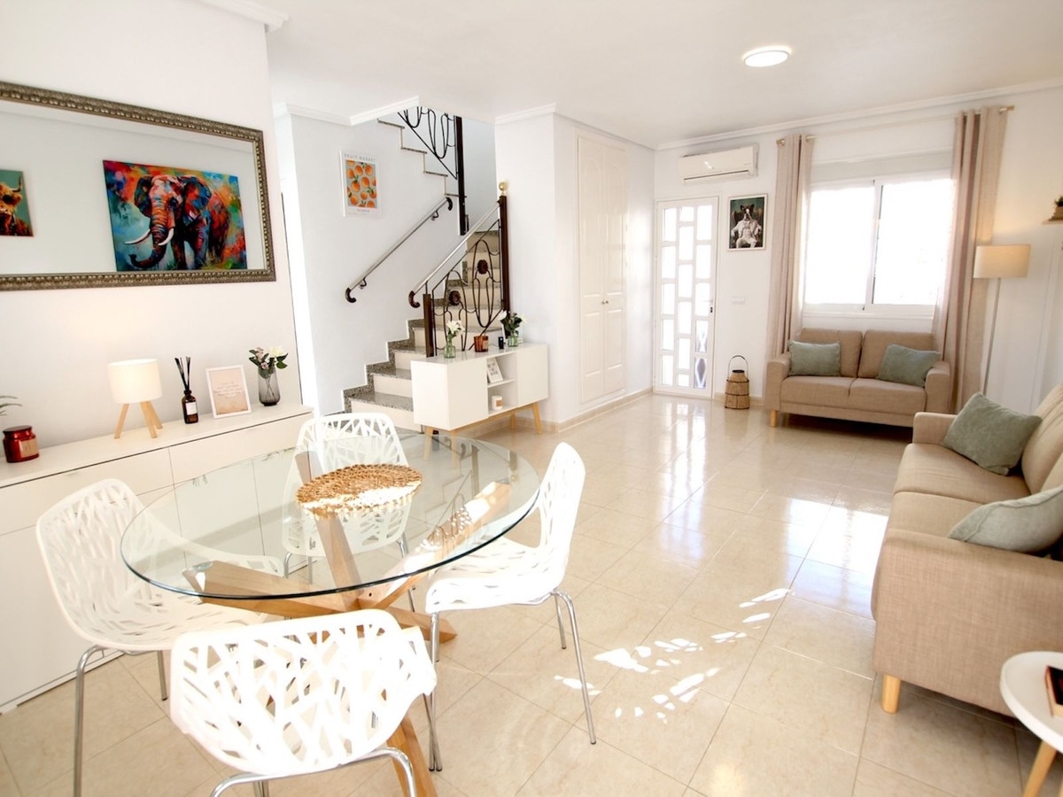 Se vende Pareada de 3 dormitorios en Costa Blanca, Alicante, España