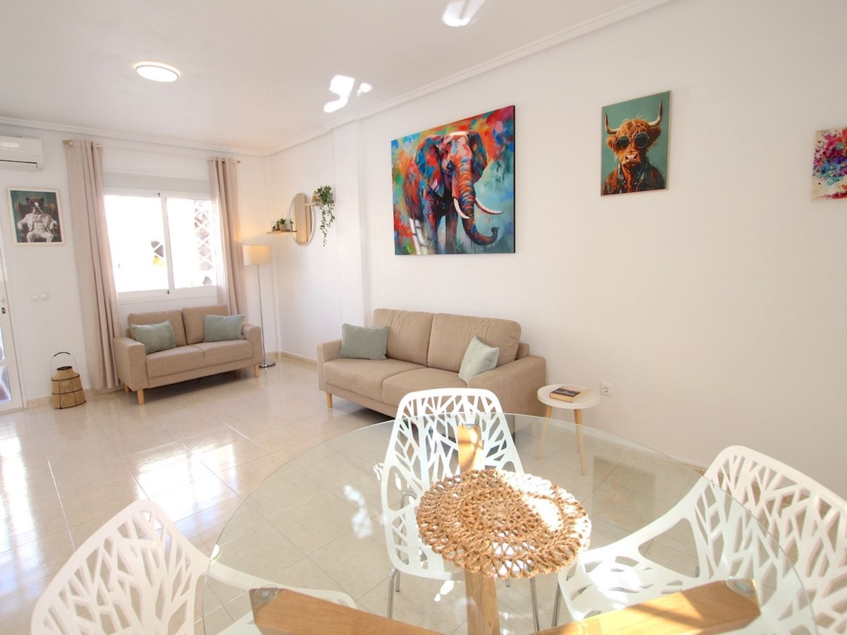 Se vende Pareada de 3 dormitorios en Costa Blanca, Alicante, España