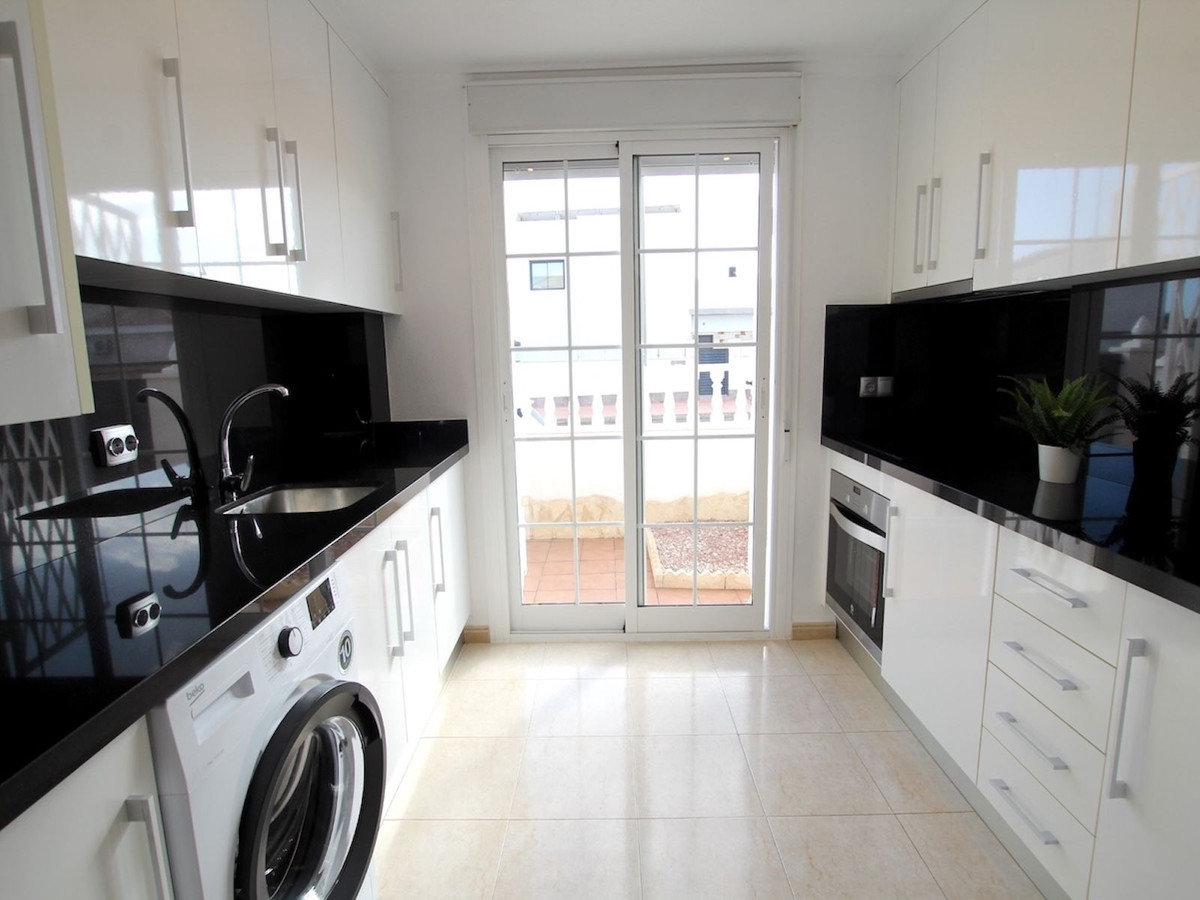 Se vende Pareada de 3 dormitorios en Costa Blanca, Alicante, España
