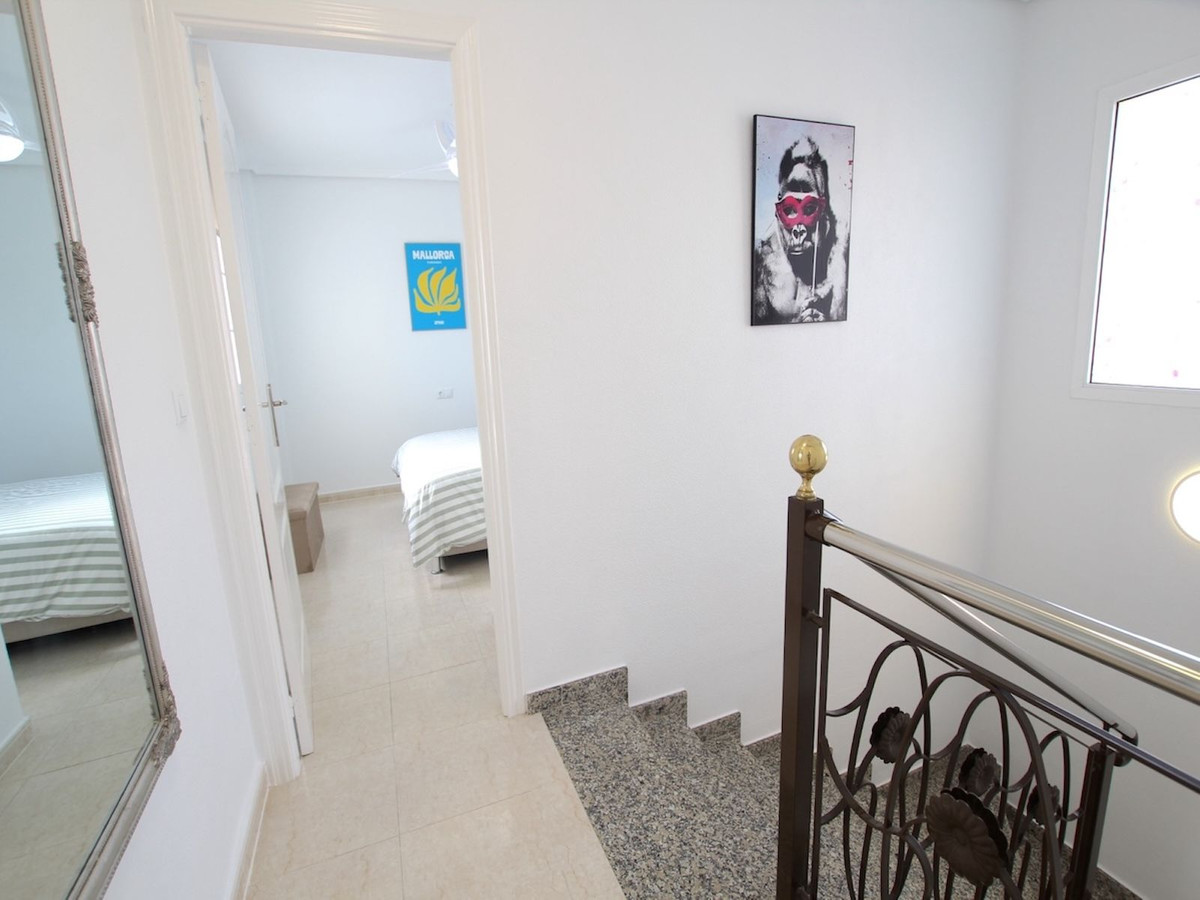 Se vende Pareada de 3 dormitorios en Costa Blanca, Alicante, España