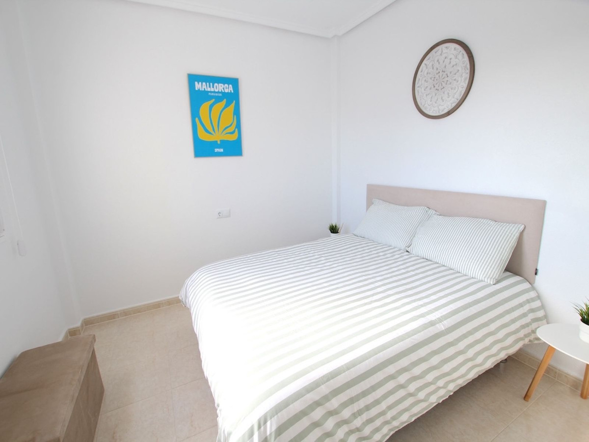 Se vende Pareada de 3 dormitorios en Costa Blanca, Alicante, España