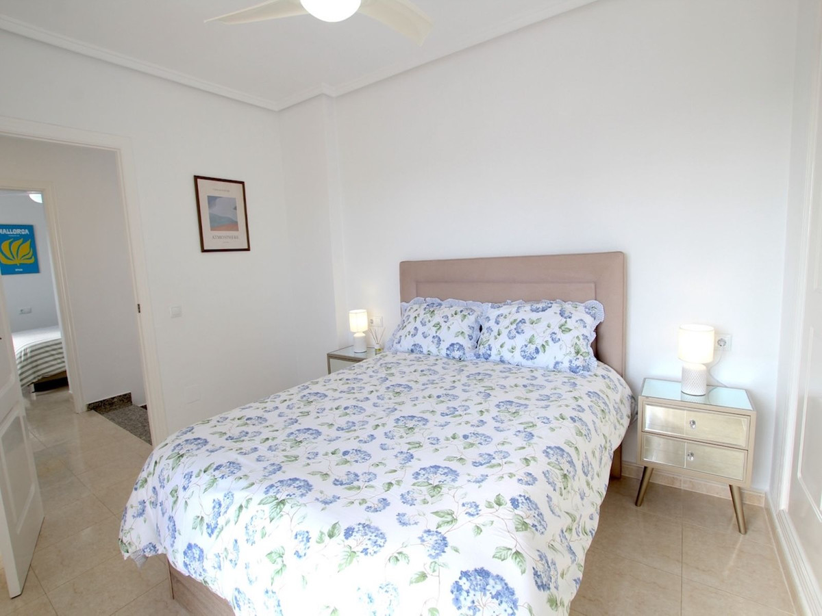 Se vende Pareada de 3 dormitorios en Costa Blanca, Alicante, España