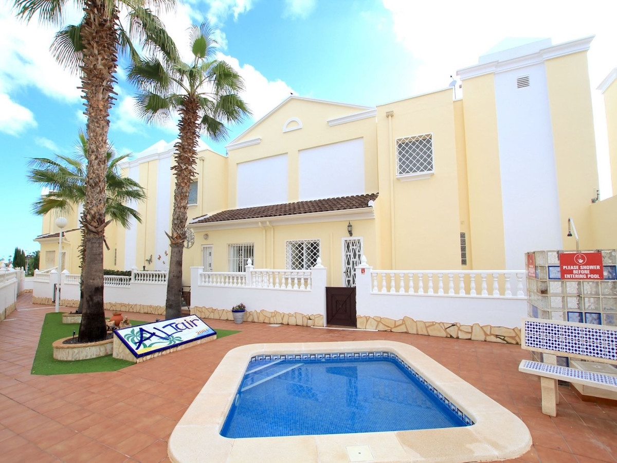 Se vende Pareada de 3 dormitorios en Costa Blanca, Alicante, España