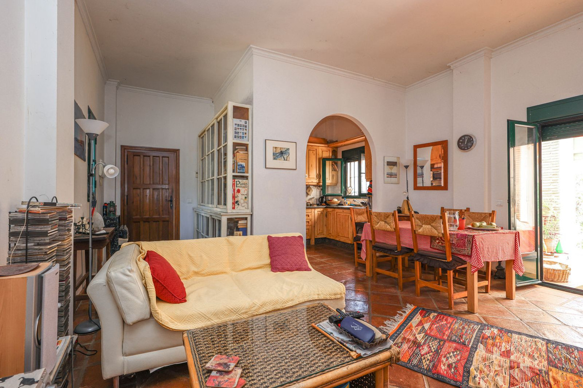 3 Bed Townhouse for sale in Monda Costa Del Sol, Málaga, Spain