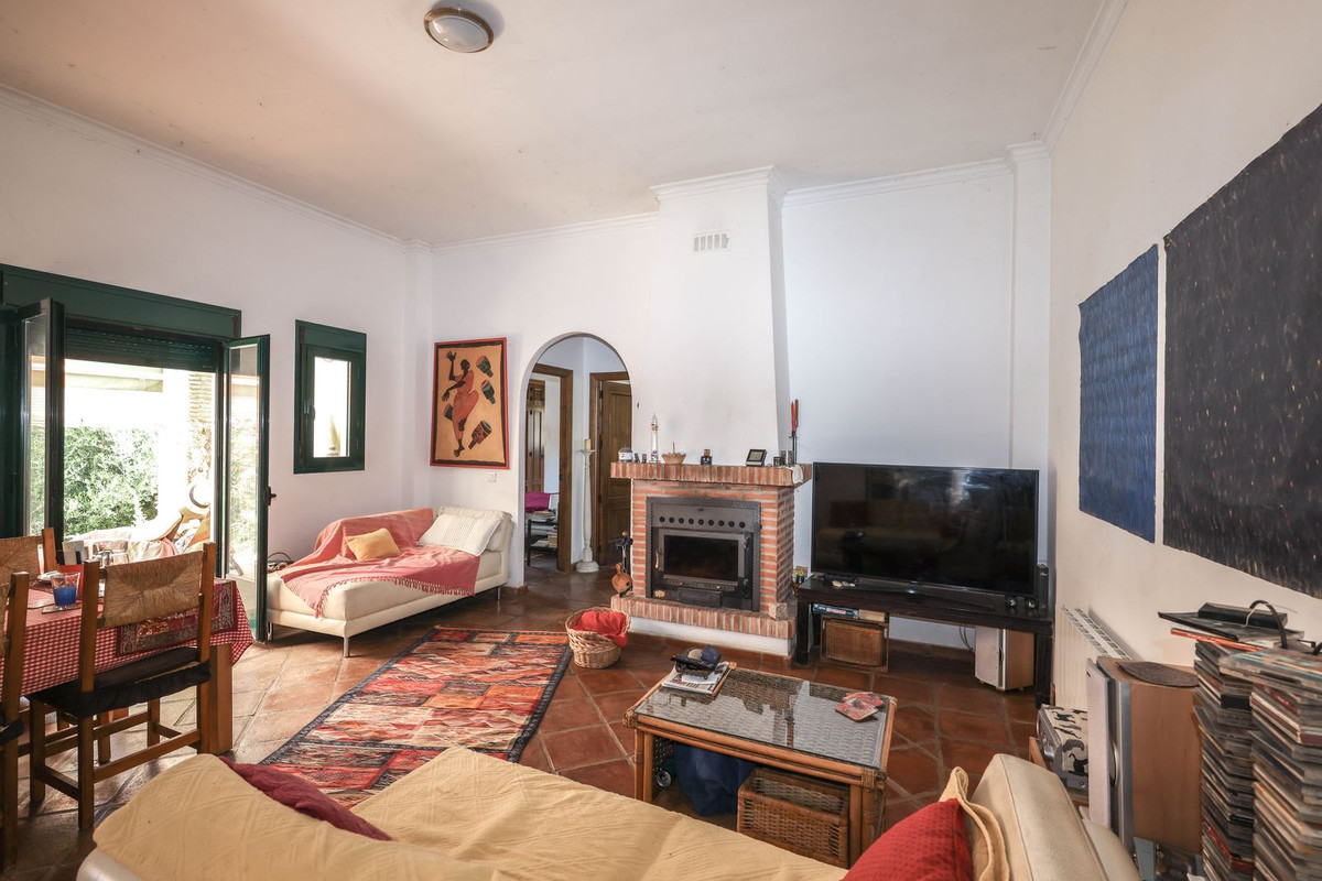 3 Bed Townhouse for sale in Monda Costa Del Sol, Málaga, Spain