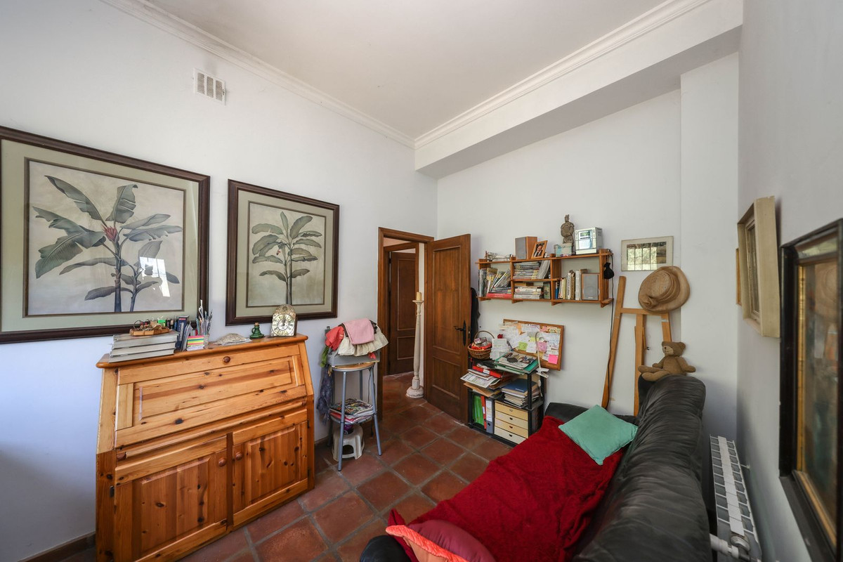 3 Bed Townhouse for sale in Monda Costa Del Sol, Málaga, Spain
