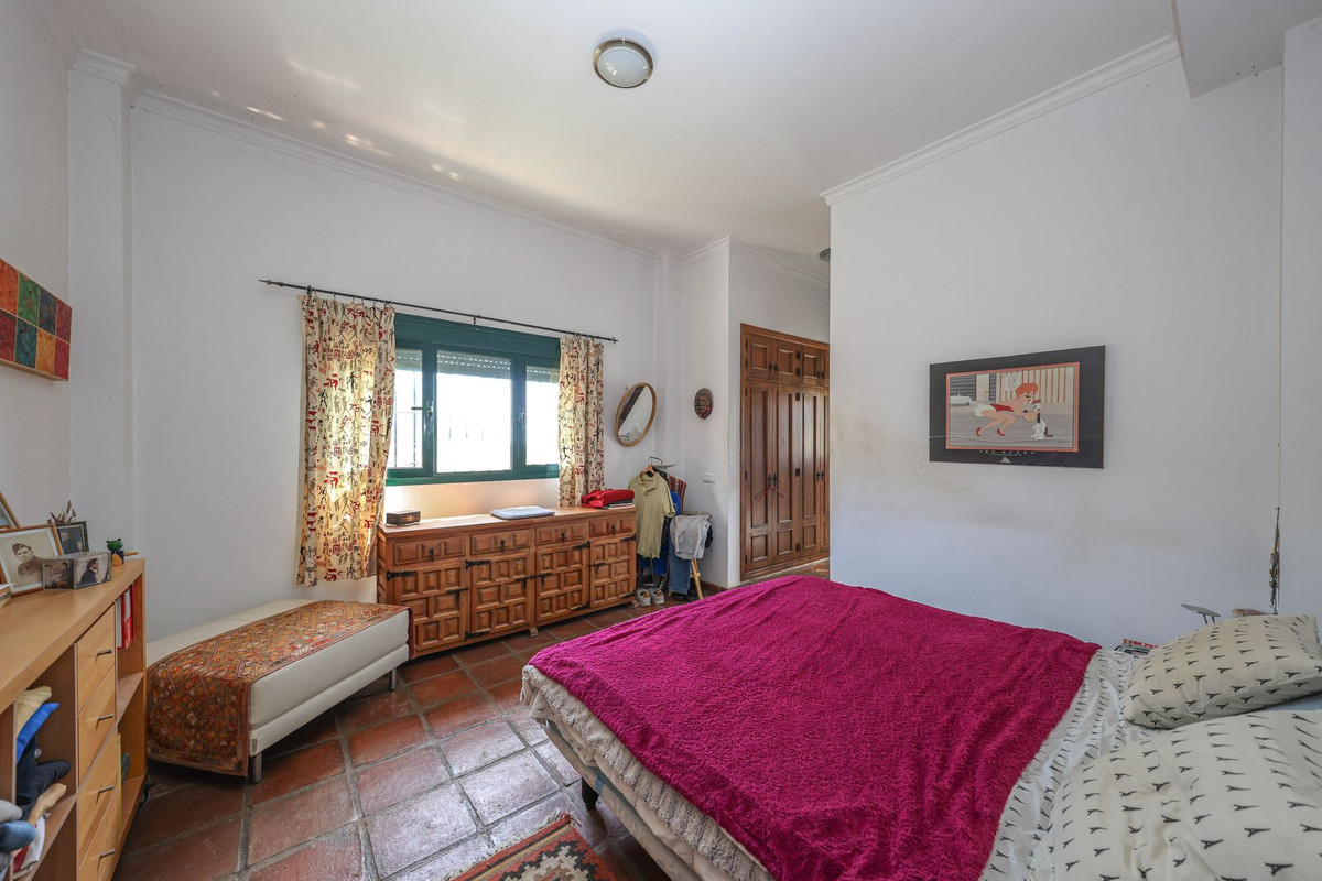 3 Bed Townhouse for sale in Monda Costa Del Sol, Málaga, Spain