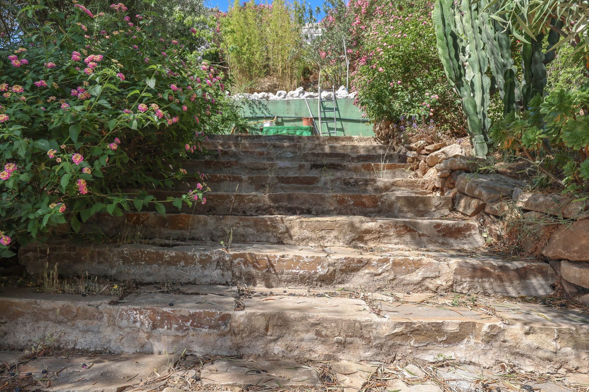 3 Bed Townhouse for sale in Monda Costa Del Sol, Málaga, Spain