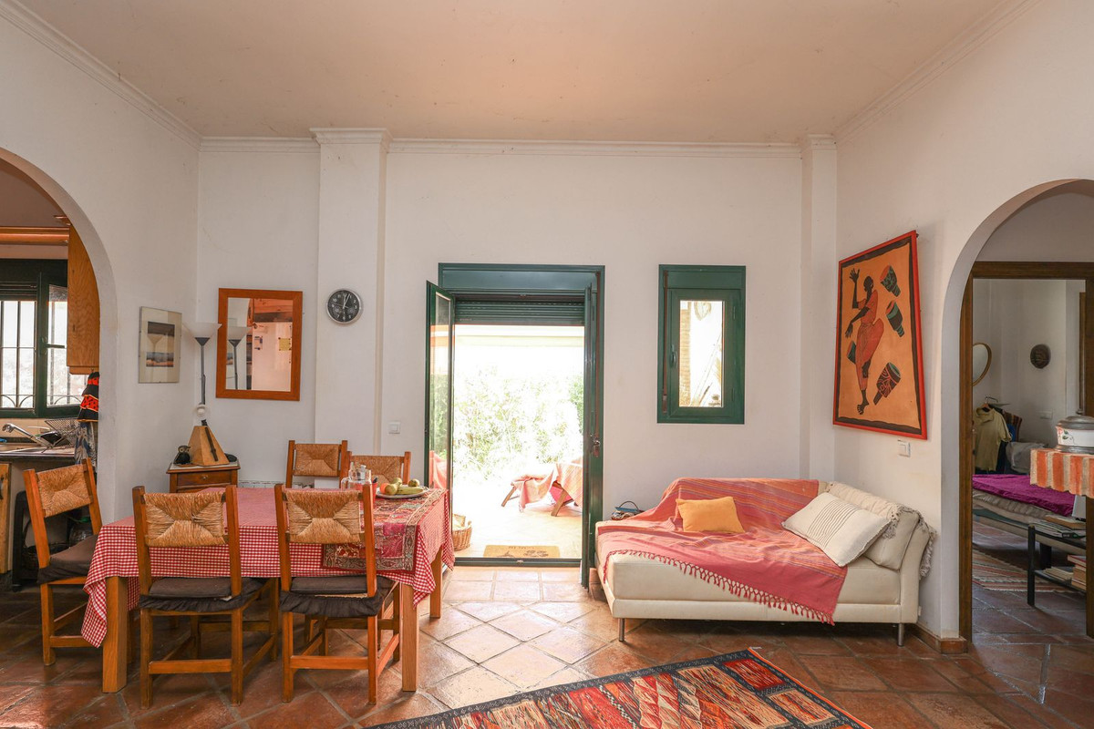 3 Bed Townhouse for sale in Monda Costa Del Sol, Málaga, Spain